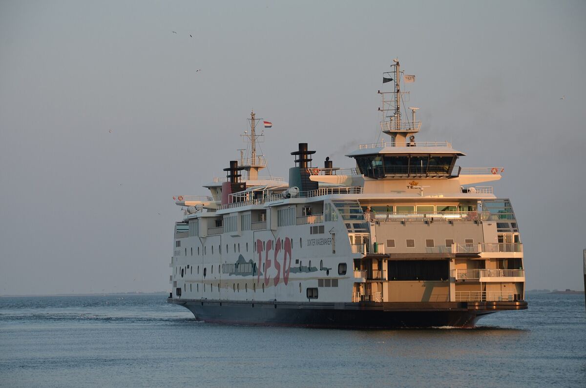 Veerboot van TESO op het Marsdiep tussen Den Helder en Texel